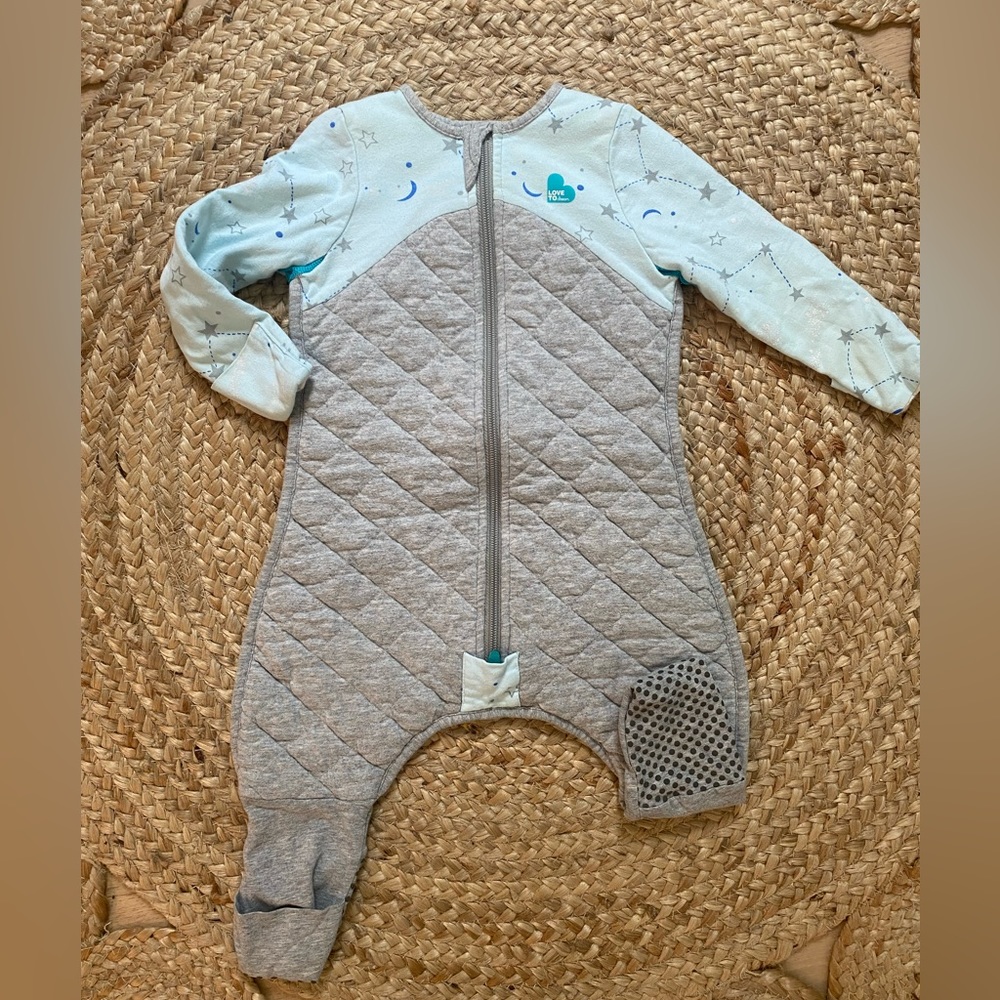 Love to dream sleep suit